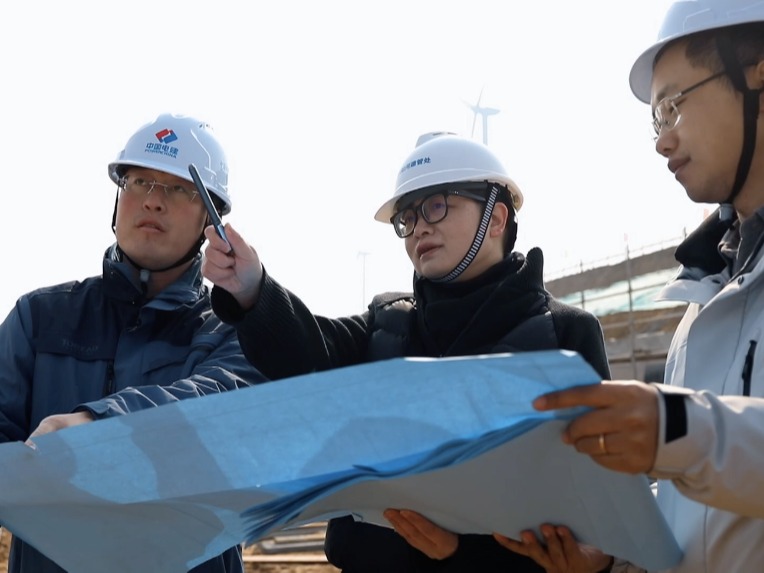 【央視網(wǎng)】黃艷代表：欣將此生付江河