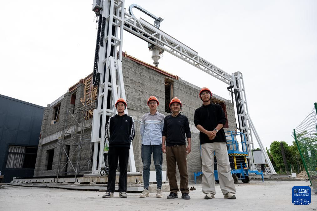 【新華社】新華全媒+｜中國高校“打印”出雙層小樓